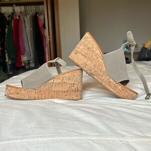 Size 9 aerie wedges